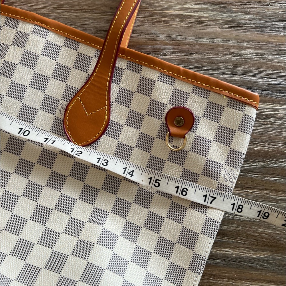 White and Tan Check Canvas Tote with Tan Trim - Picture 8 of 12